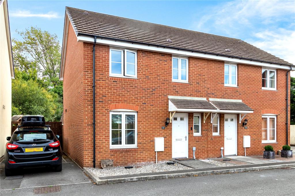 Ffordd Nowell, Penylan, Cardiff, CF23 3 bed semi-detached house