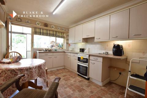 2 bedroom semi-detached bungalow for sale, Chilburn Road, Clacton-on-Sea