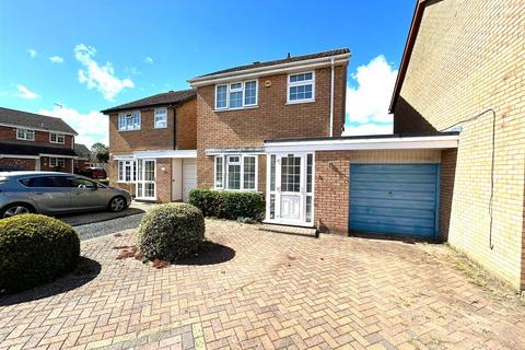 Hazel Avenue, Evesham