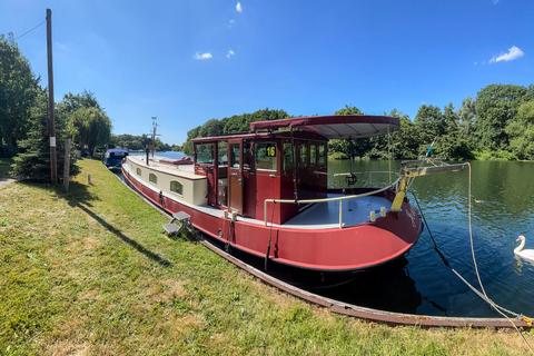 undefined, Willows Riverside Park, Windsor SL4