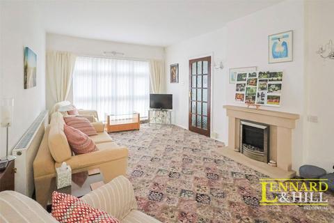 4 bedroom detached house for sale, Long Lane, Grays RM16