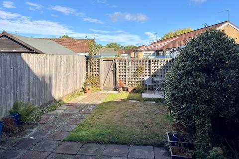 3 bedroom terraced house for sale, Cosmeston Drive, Penarth