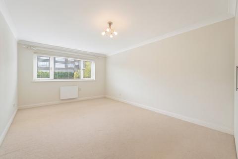 undefined, Vale Road, Weybridge, KT13