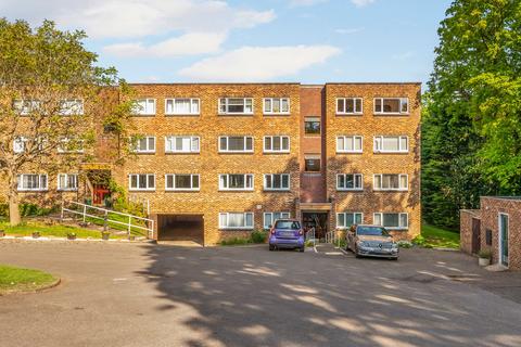 undefined, Vale Road, Weybridge, KT13