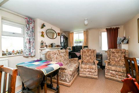 2 bedroom semi-detached house for sale, The Square, Pennington, Lymington, Hampshire, SO41