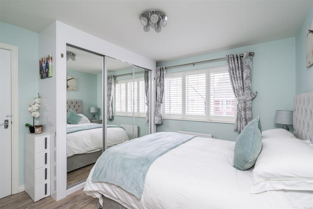 35 Barton Drive 8.jpg