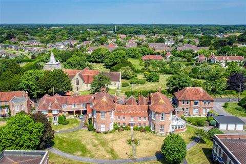 2 bedroom maisonette for sale, Church Hill, Milford on Sea, Lymington, Hampshire, SO41