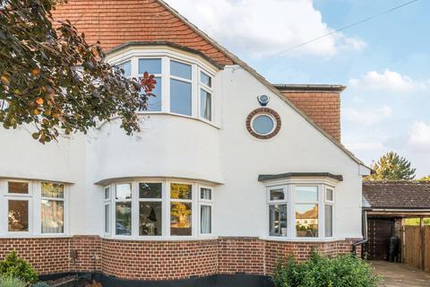 2 Chestnut Avenue, West Wickham, BR4 9ES