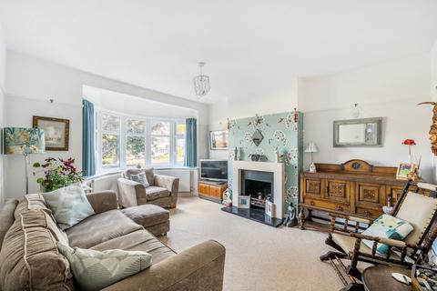 2 Chestnut Avenue, West Wickham, BR4 9ES