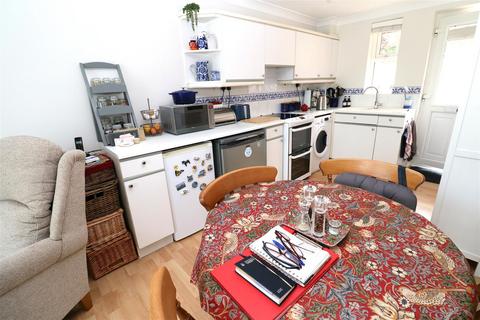 undefined, Barn Court, St. Leonards-On-Sea