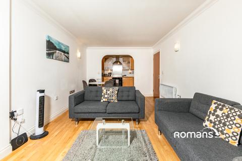 3 bedroom flat to rent, Riverside House, Fobney Street, Reading, RG1