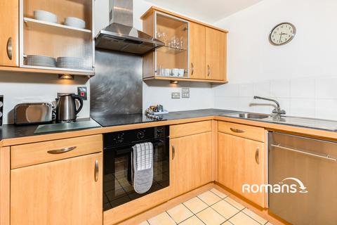 3 bedroom flat to rent, Riverside House, Fobney Street, Reading, RG1