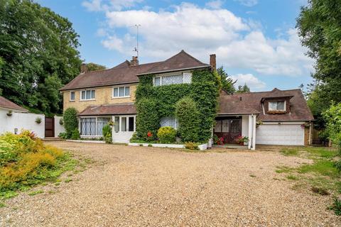 undefined, Allum Lane, Borehamwood WD6
