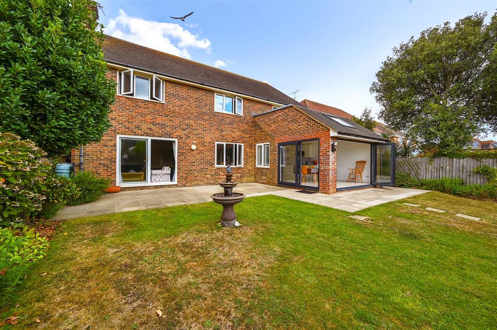 5 HARTFIELD ROAD (28).jpg