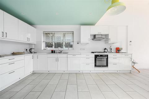 5 bedroom detached house for sale, Hartfield Road, Bexhill-On-Sea