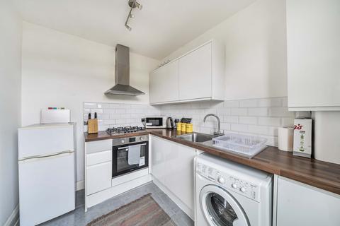 1 bedroom apartment for sale, Camberwell Station Road, Camberwell, London