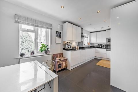 undefined, Cholmeley Park, Highgate, London, N6