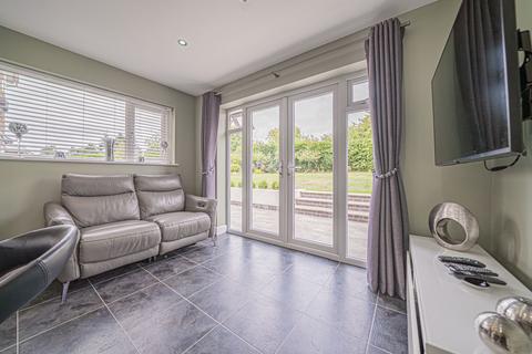 undefined, Warren Drive, Dorridge, B93