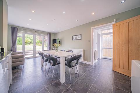 undefined, Warren Drive, Dorridge, B93