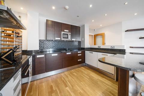 2 bedroom apartment for sale, Wemyss Road, London
