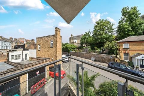 2 bedroom apartment for sale, Wemyss Road, London
