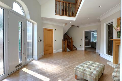 5 bedroom detached house for sale, Cherry Tree Lane, Colwyn Bay LL28