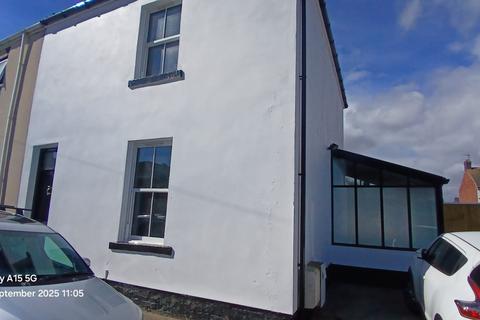 2 bedroom end of terrace house to rent, North Road, Hartlepool, County Durham, TS25