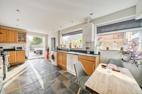 4 bedroom semi-detached house for sale, Ombersley Road, Worecster WR3