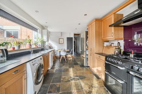4 bedroom semi-detached house for sale, Ombersley Road, Worecster WR3