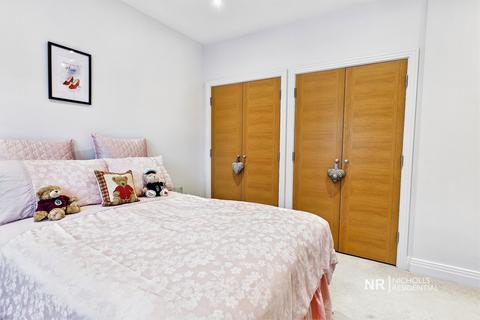 7 Milbourne Place, Epsom, KT19 0JN