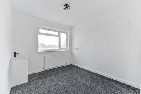 undefined, Crossways Road, Mitcham, CR4