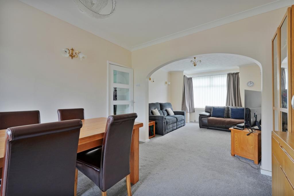 Dining Room and Lounge