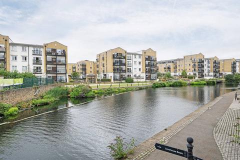 1 bedroom flat for sale, Candle Street, Stepney, London, E1