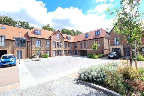 1 bedroom apartment for sale, Frances Drive, Bedfordshire LU6
