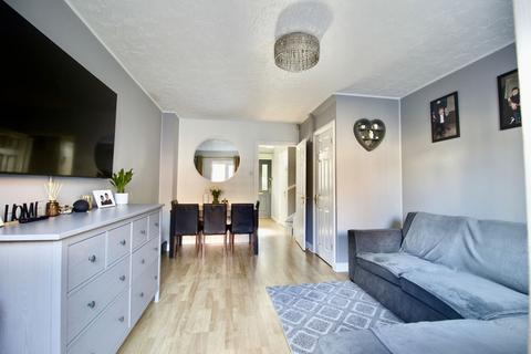 undefined, Britten Close, Basildon SS16