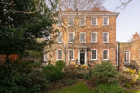 undefined, Rosslyn Hill, Hampstead Village NW3