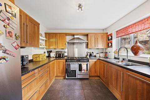 24 Tuscany View, Salford, M7 3TX
