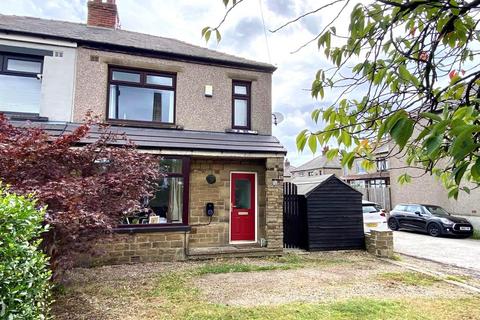 3 bedroom semi-detached house for sale, Sunwood Terrace, Halifax