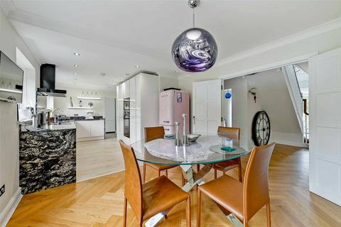 20 Illingworth, Windsor, SL4 4UP