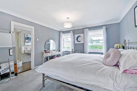 20 Illingworth, Windsor, SL4 4UP