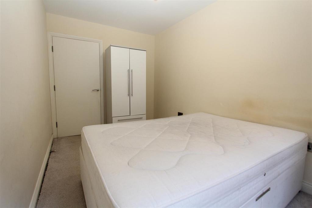 Bedroom1.JPG