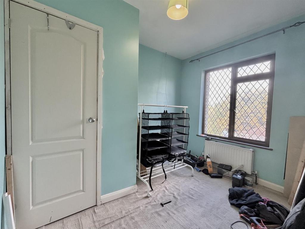 Bedroom 4.jpg