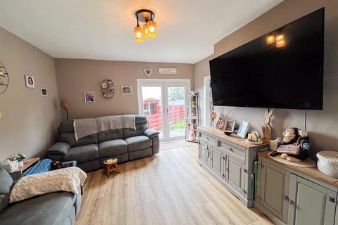 24 Earlsmeadow, Duns, TD11 3AQ