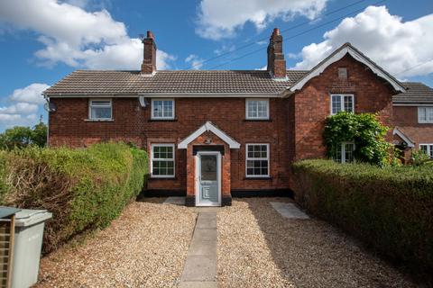 3 bedroom terraced house for sale, Wragholme Road, Louth LN11