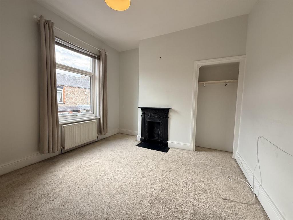 Bedroom 2.jpg