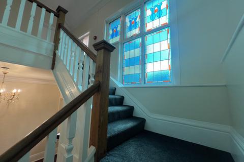 Thorne Road, Doncaster, DN1
