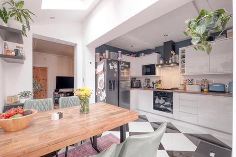 63 Foley Road, Worcester, WR2 4ND