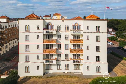 2 bedroom flat for sale, Sea Road, Bournemouth BH5