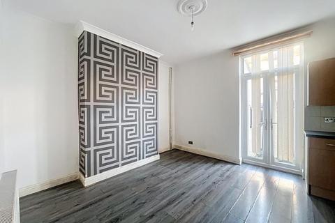 3 bedroom terraced house for sale, Fairburn Road, Liverpool L13