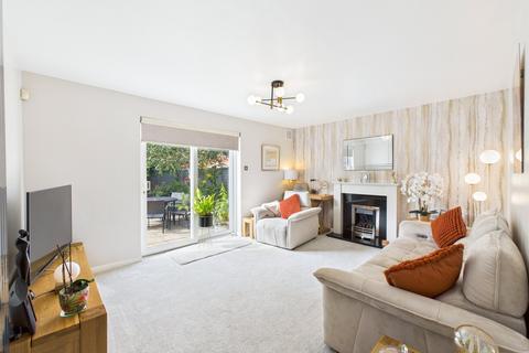 undefined, Grasshopper Avenue, Worcester, Worcestershire, WR5